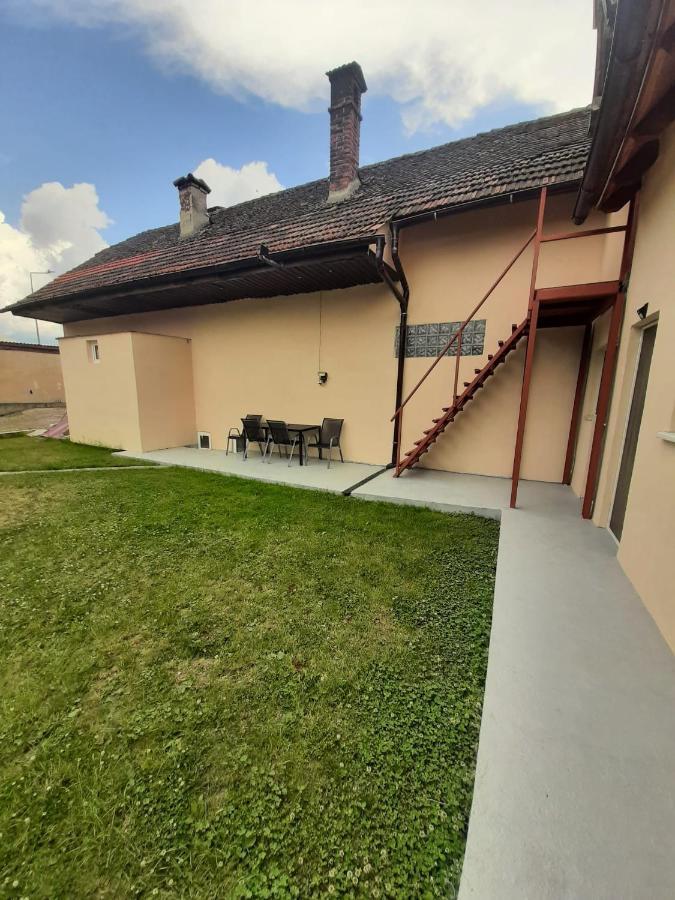 Vila Dionysos Brasov Ghimbav Eksteriør billede